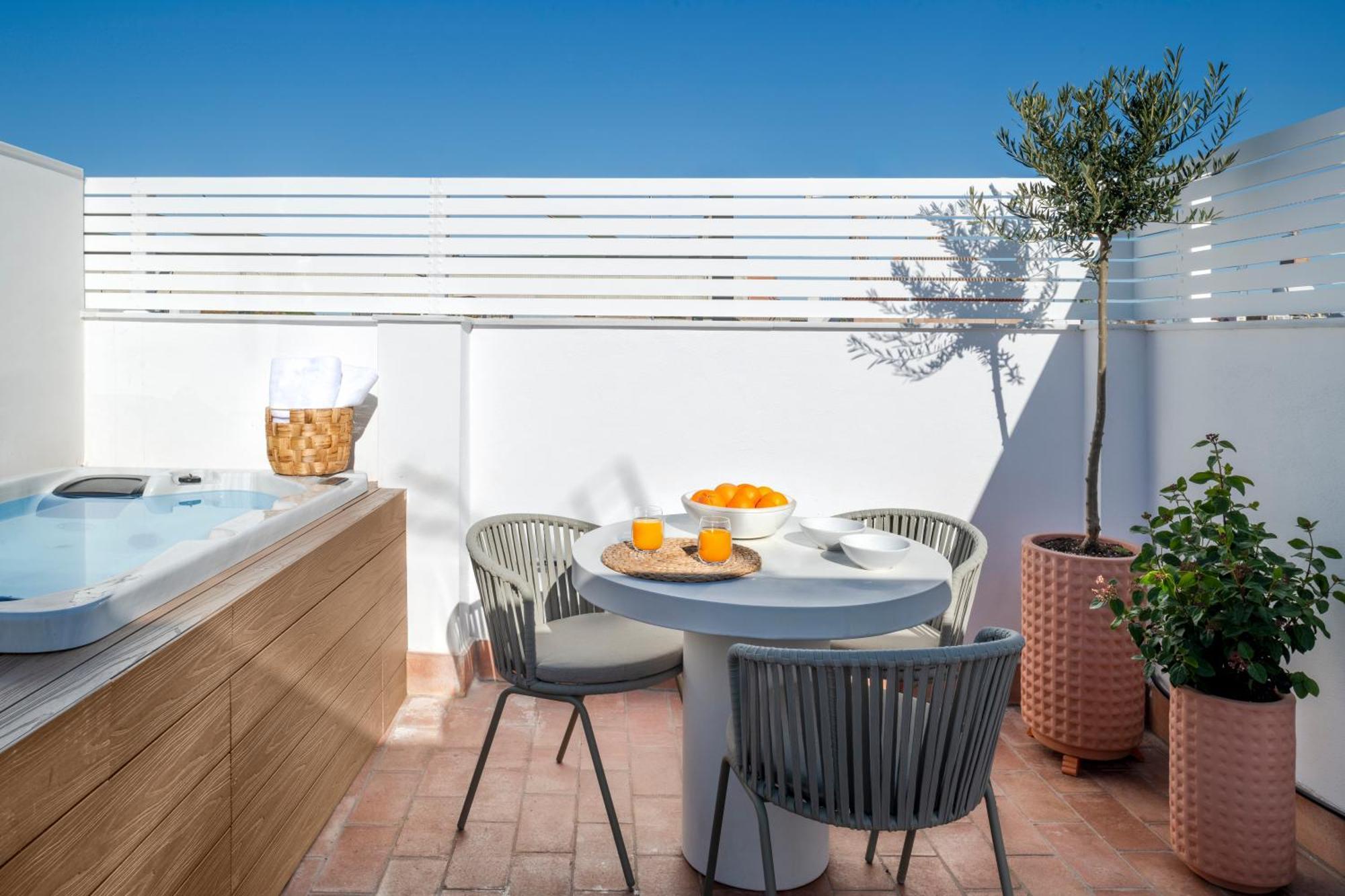 Magno Apartments Santa Clara - Private Terraces With Jacuzzi إشبيلية المظهر الخارجي الصورة